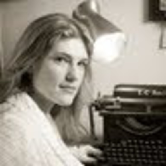 Meet your Posher, Anya - Picture 1 of 1